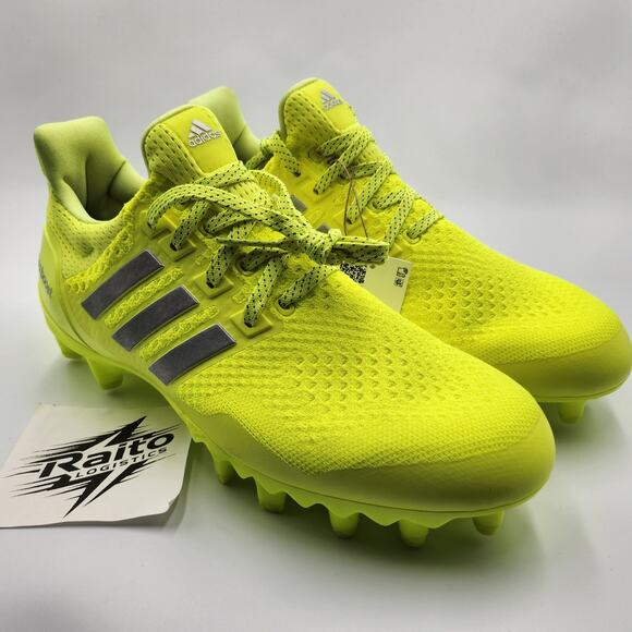 Athletic_Shoes